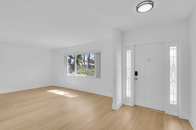 Photo - 905 Sunset Rd