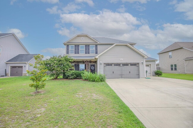 Photo - "Charming 3-Bed Home with Granite Elegance on Nessee Street, Fayetteville!"