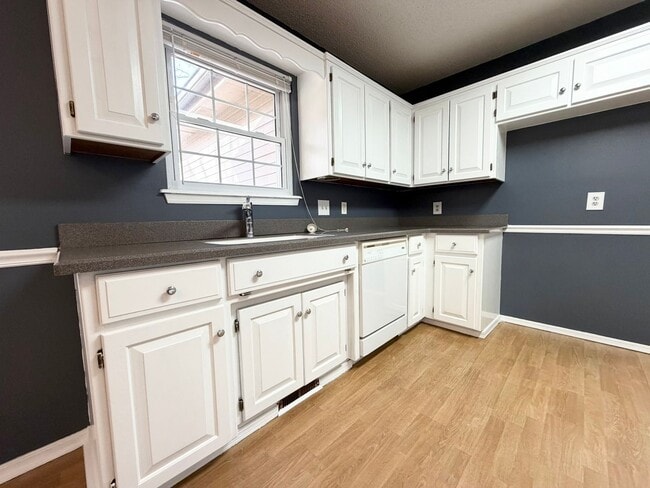 Photo - ***5 Haslingden Lane***