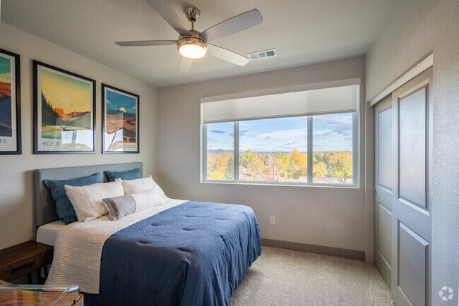 2HAB, 2BA - 1.213 ft² - Parkside at Littleton Village