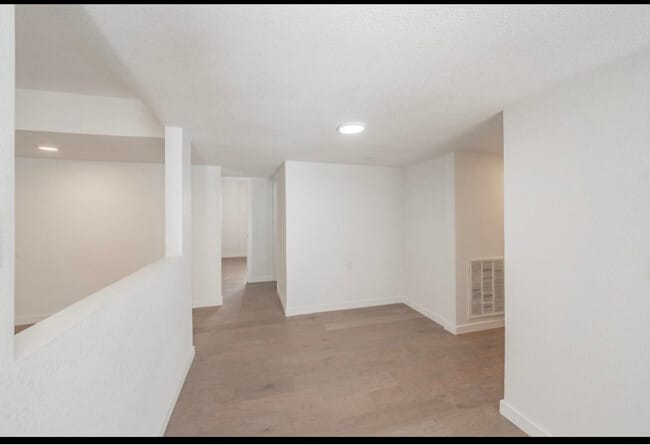 Photo - 3506 S Elm Dr