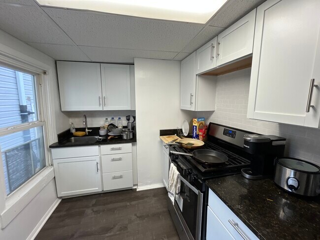 48 Zulema St