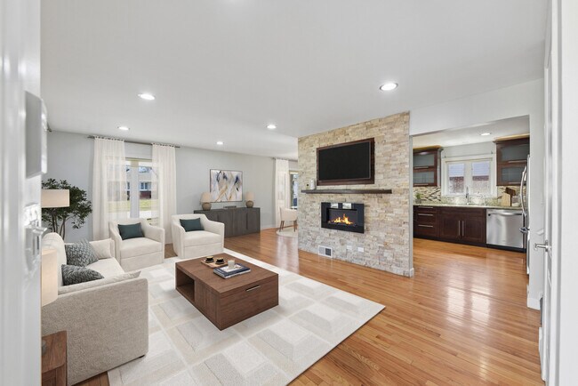 Photo - 604 S Edward St