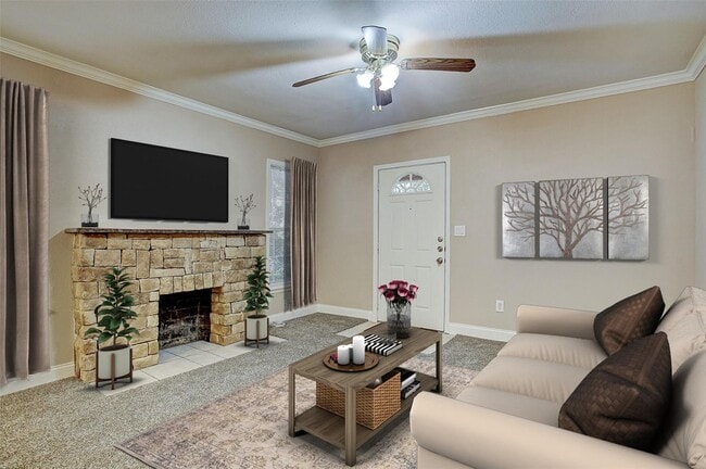 Photo - 315 W Saulnier St