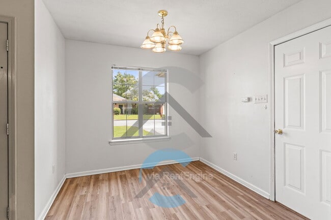 Photo - 1735 Monaco Dr