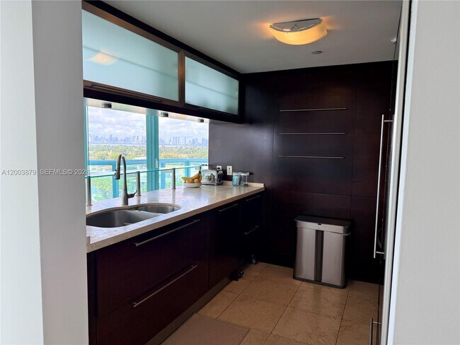 Photo - 6000 Indian Creek Dr Unit 10A