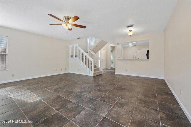 Photo - 361 Sherry Dr