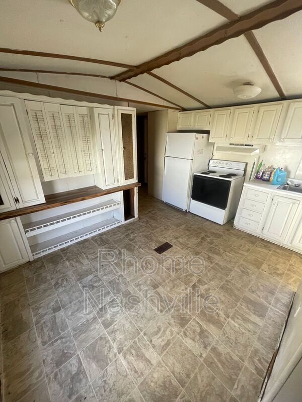 Photo - 1970 Fayetteville Hwy Unidad 27