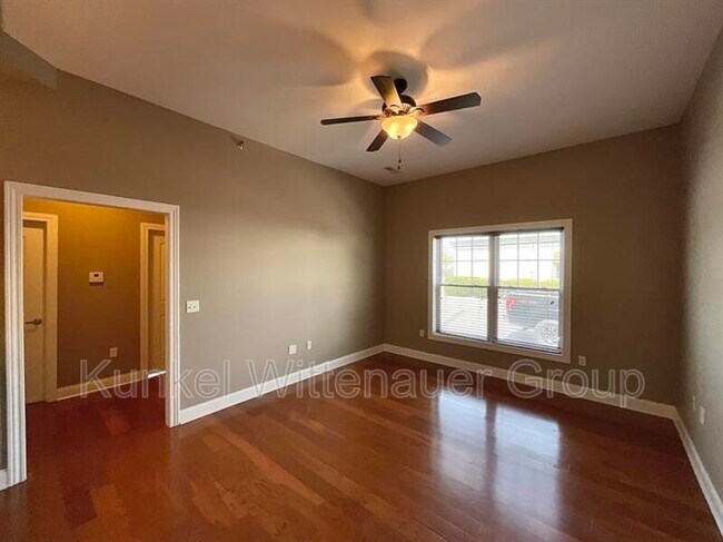 Photo - 102 S Richland St