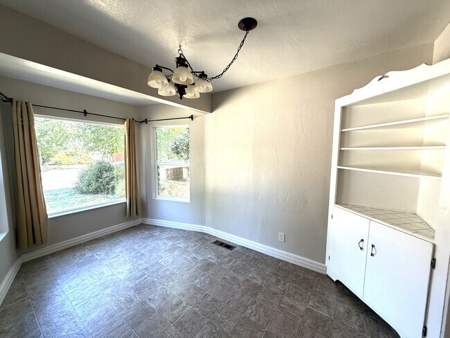 Photo - 191 E Washington Ave