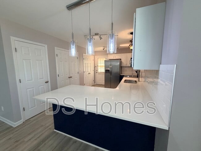Photo - 1028 Kent St
