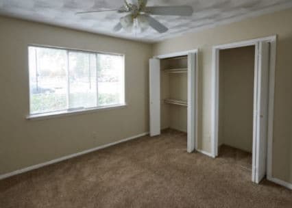 The Crestmont Apartments