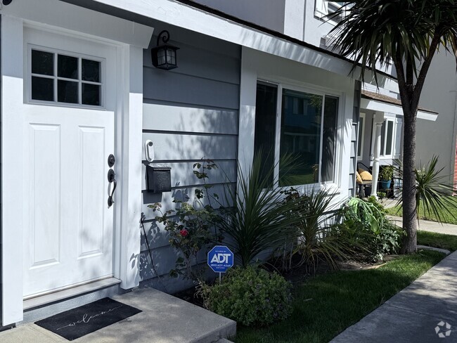 Building Photo - 10152 Ascot Cir Rental