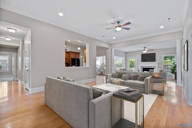 Photo - 3116 Tenker Creek Ln SE