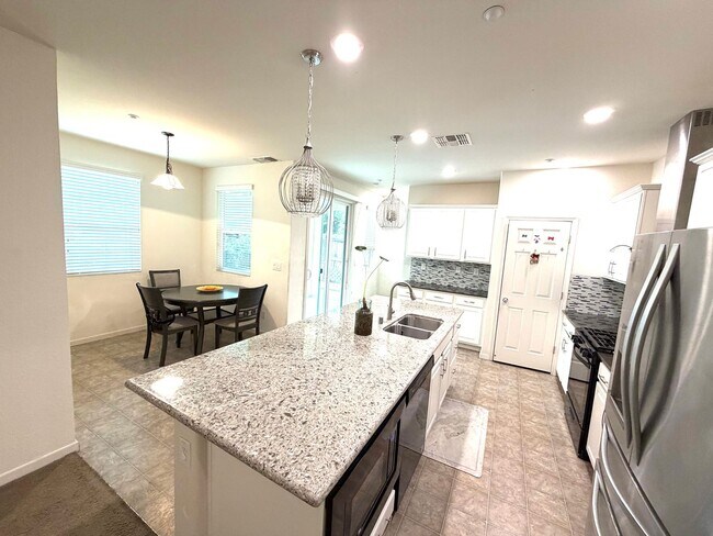 Photo - For Rent: Beautiful Home in The Hamptons Village – North Natomas  **5 Bedrooms • 3 Bathrooms • Lo...