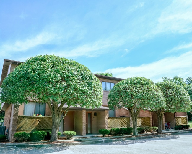 Perilli Apartments - Suncrest