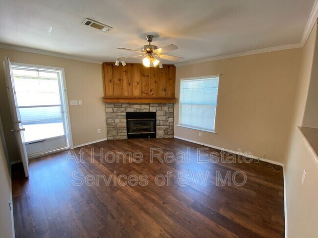 Photo - 501 W Warren Ave Unit A