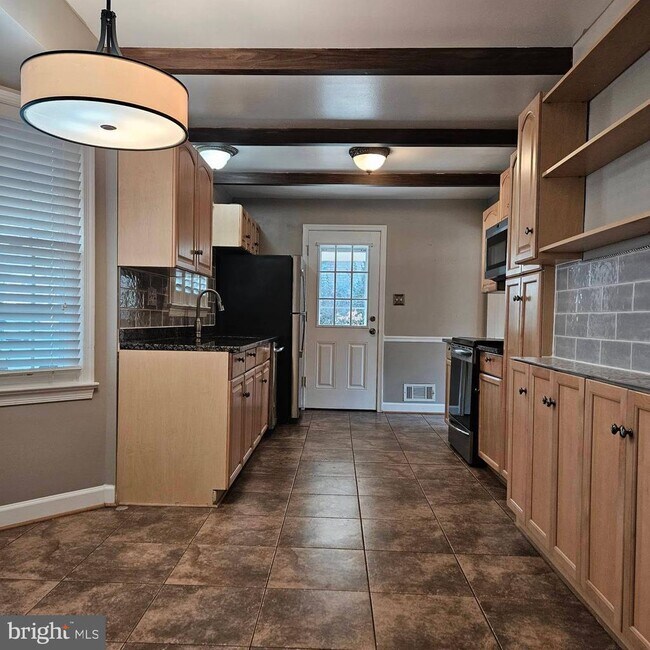 Photo - 6602 Huntsman Blvd