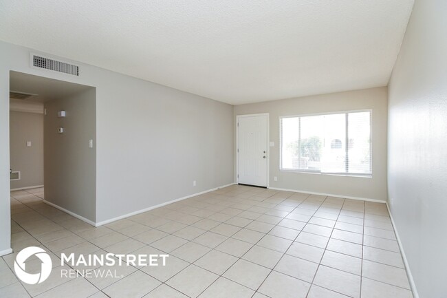 Photo - 2355 S Spruce