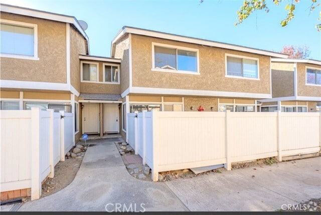 Building Photo - 2321 S Magnolia Ave Unit 6E Rental