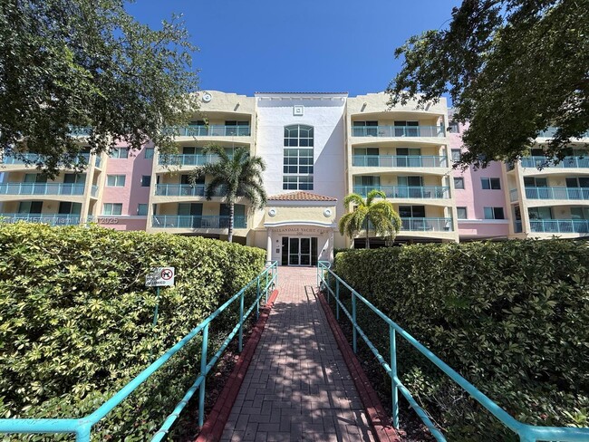 Photo - 201 Golden Isles Dr Unidad 311 Rental