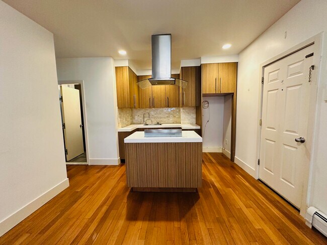 Photo - 81 W 27th St Unidad 1