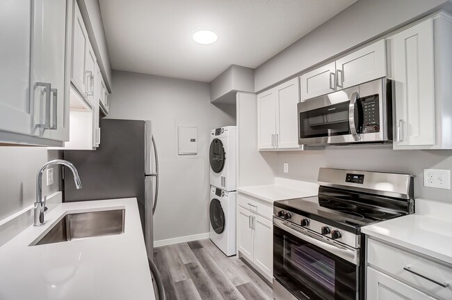 Chardon Place Apartments and Townhomes