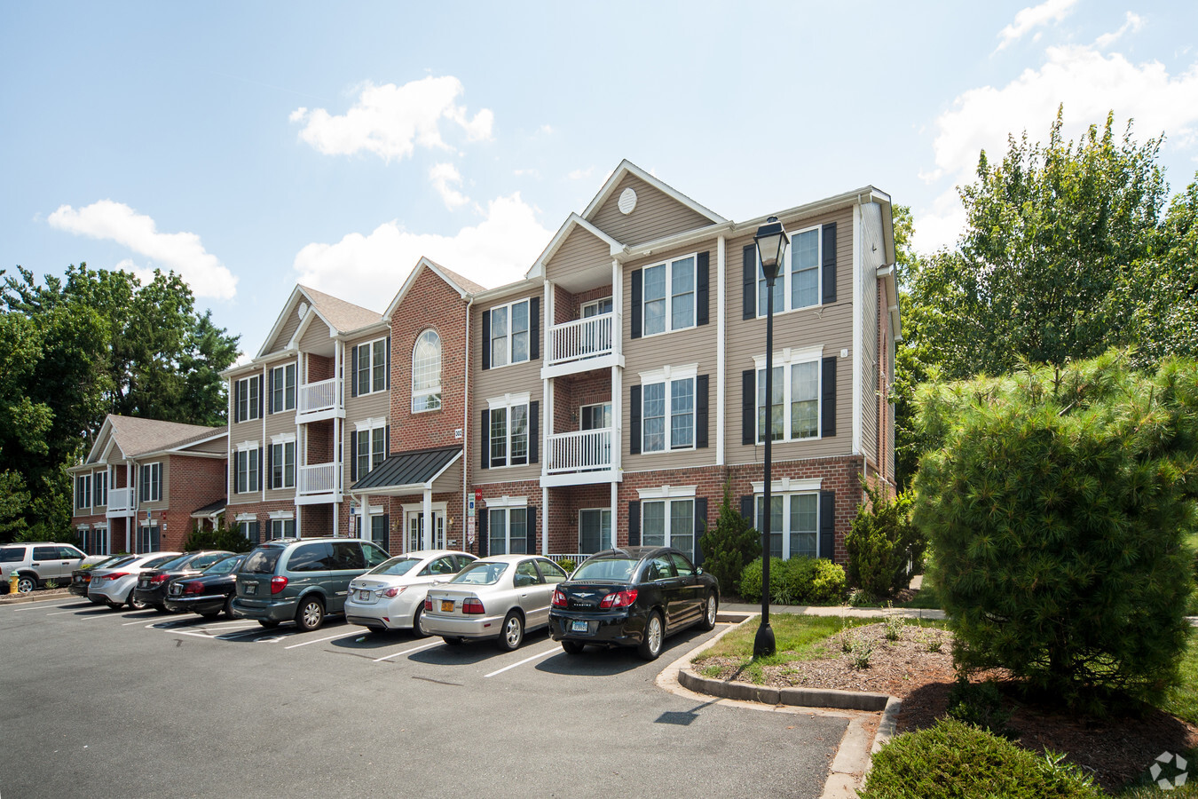 Dreamers Cove Apartments - Dreamers Cove Apartments