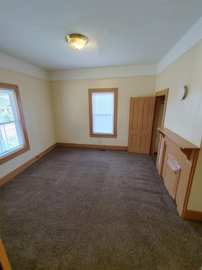 Photo - 804 Jenkins St