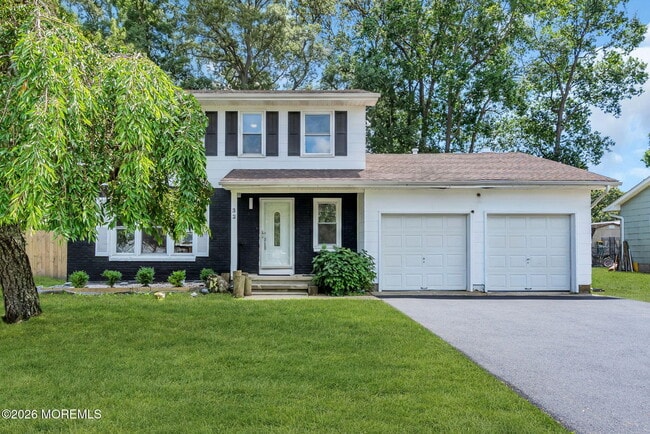 32 Belmont Ave