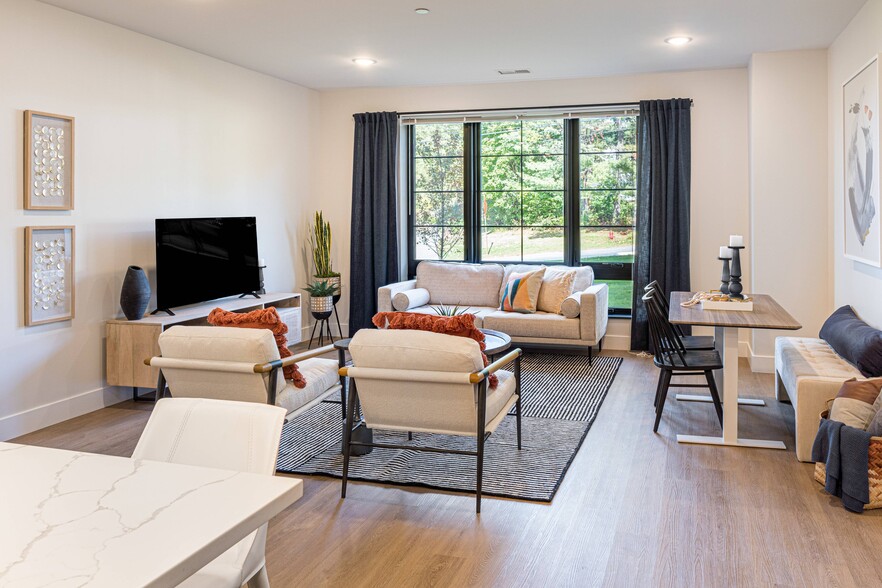 A welcoming space for relaxation and everyday living.