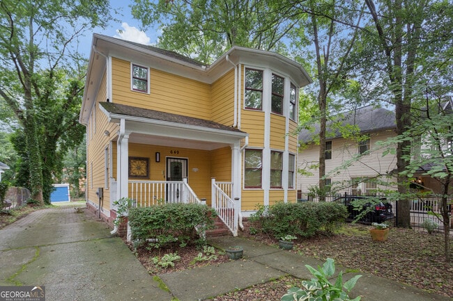 Photo - 649 Peeples St SW