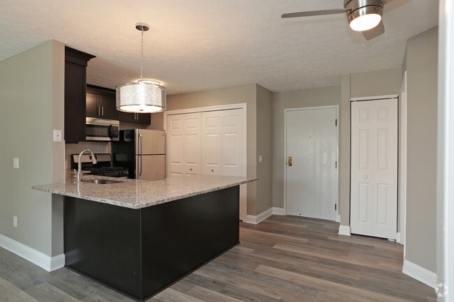 Kitchen / Entrance
