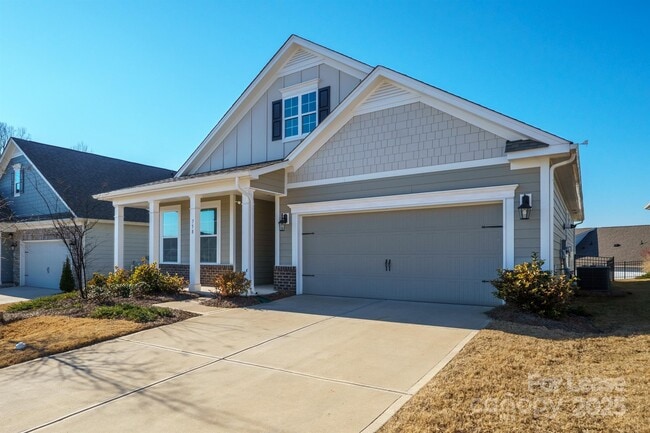 Photo - 758 Latrobe Dr House