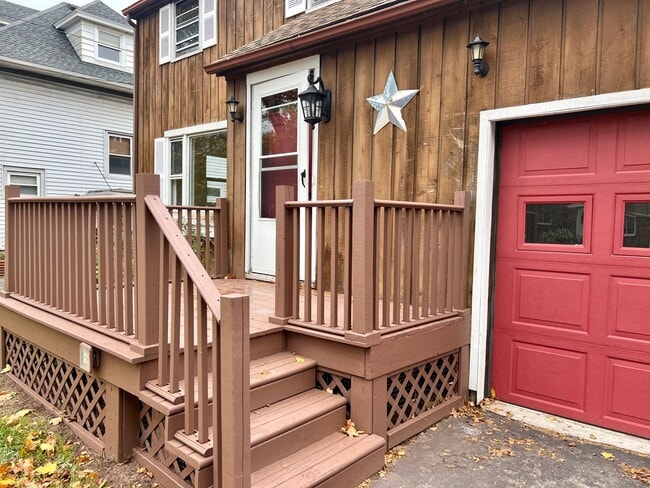 Photo - Spacious 3-bedroom, 1.5-bath Colonial in East Irondequoit!