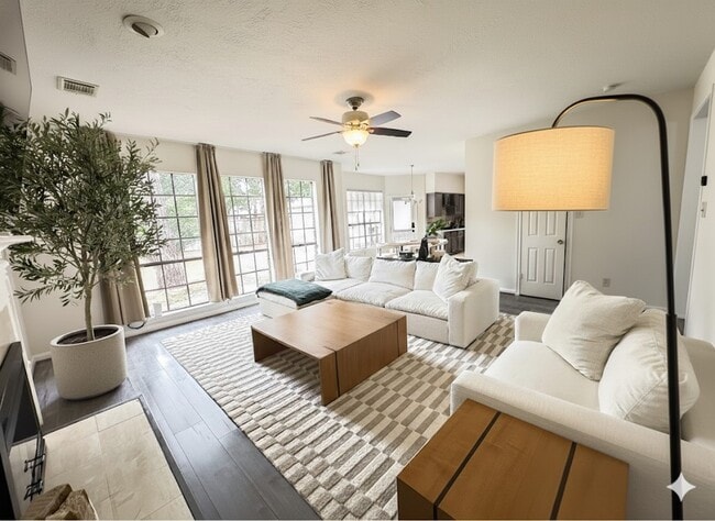 Photo - 16906 Scenic Lakes Way