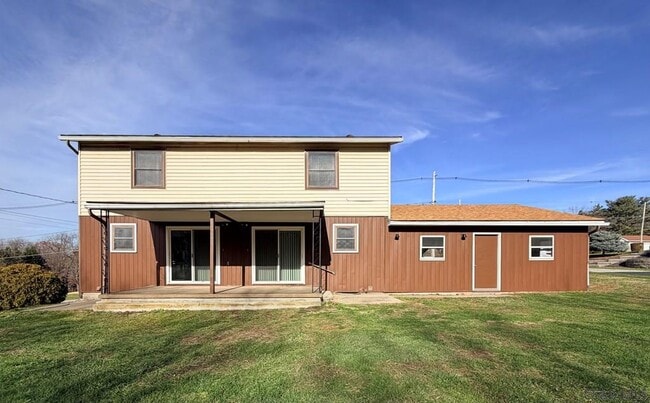 Photo - 300 Walters Ave