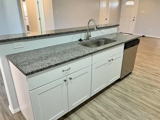 Photo - 8419 10th Pl