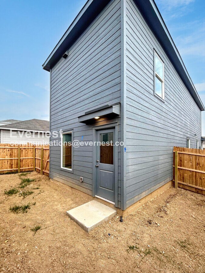 Photo - 2834 Carnelian Trl