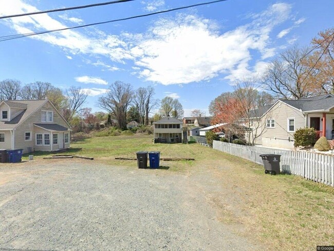 Building Photo - 4040 Reich St Rental