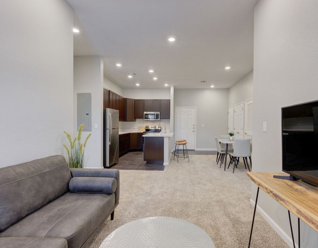 Building Photo - 10828 Champion Forest Loop Unit 1151 Rental