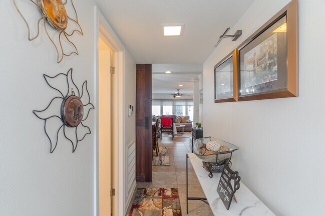 Photo - 6339 Del Monte Dr Unidad 95