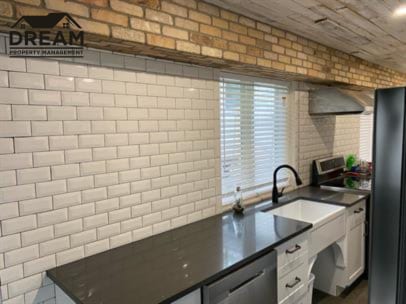 Photo - 885 Briarfield Ave