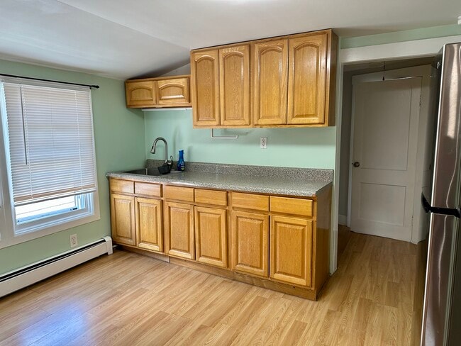 Eat In Kitchen 2