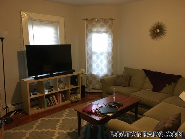 Photo - 173 Rindge Ave Unit 2L