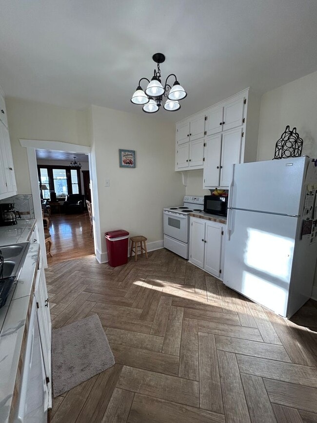 Building Photo - 410 N Washington St Unit 410 N Washington