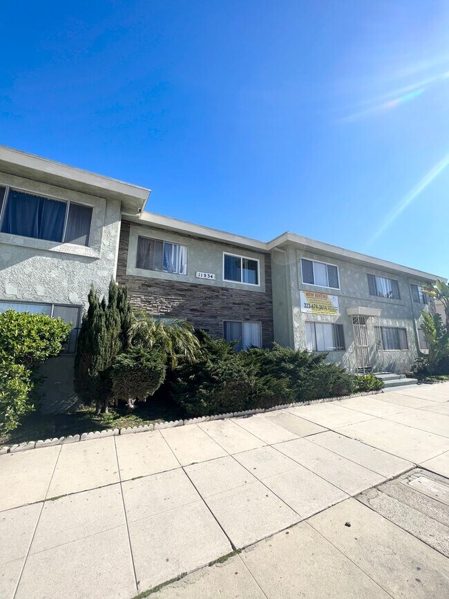 Acacia Apartments