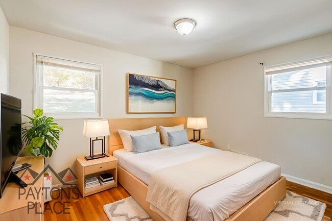 Spacious Single Family home with Huge Back... - Spacious Single Family home with Huge Back...