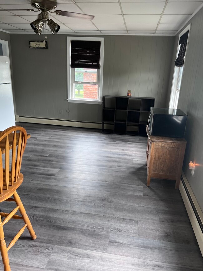 Photo - 619 Child St Unit 2