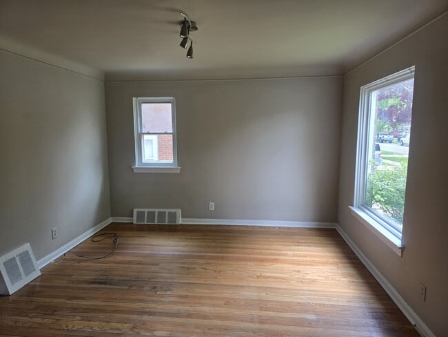 Photo - 854 Harrison Blvd
